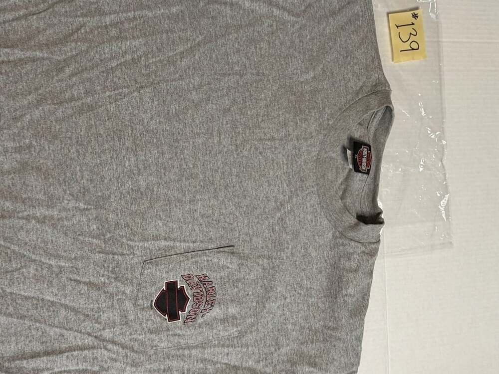 Harley-Davidson T-Shirt Size XL Gray Pocket Logo